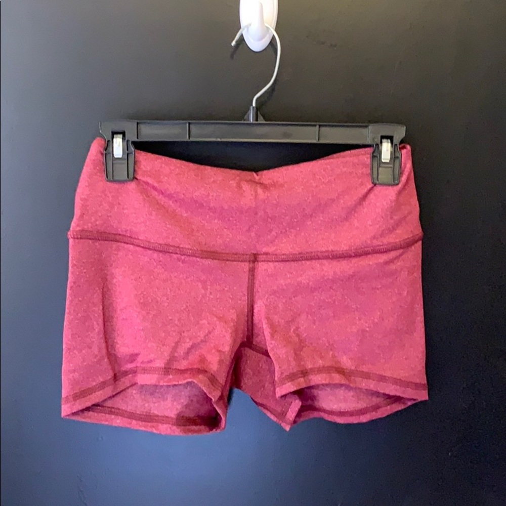 2 Pood Women’s workout shorts